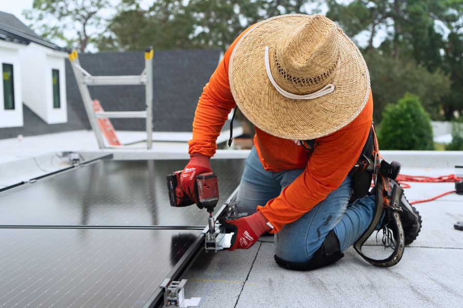 Final deadlines for Federal solar tax credits